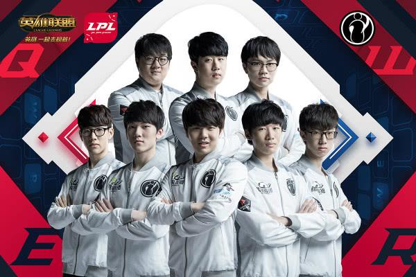 体育产业的 体育产业的