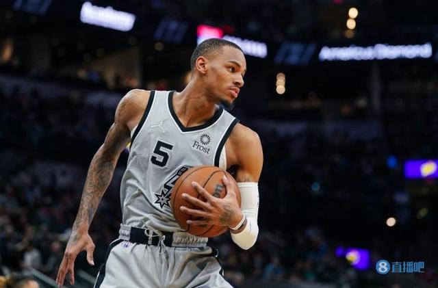 线外连续出 线外连续出