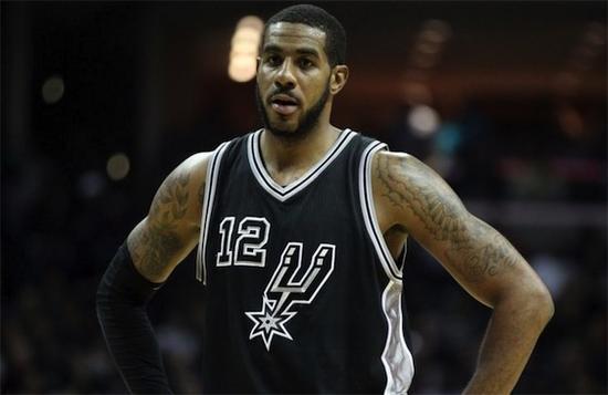 满的年轻球 满的年轻球