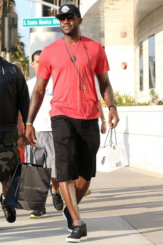 踢脚一般 踢脚一般